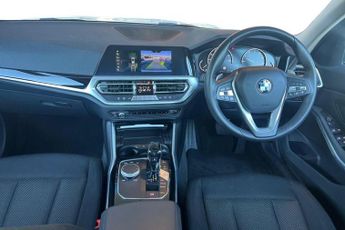 BMW 3 SERIES 2.0 320i SE Saloon 4dr Petrol Auto Euro 6 (s/s) (184 ps) Front /