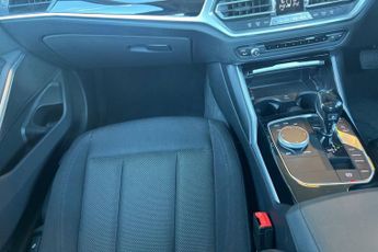 BMW 3 SERIES 2.0 320i SE Saloon 4dr Petrol Auto Euro 6 (s/s) (184 ps) Front /