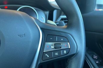 BMW 3 SERIES 2.0 320i SE Saloon 4dr Petrol Auto Euro 6 (s/s) (184 ps) Front /