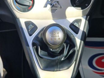 FORD KA 1.2 Zetec Hatchback 3dr Petrol Manual Euro 4 (69 ps)