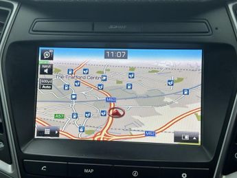 HYUNDAI SANTA FE 2.2 CRDi Blue Drive Premium SUV 5dr Diesel Auto 4WD Euro 6 (s/s)