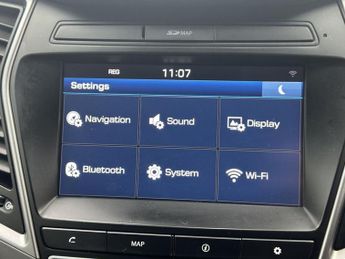 HYUNDAI SANTA FE 2.2 CRDi Blue Drive Premium SUV 5dr Diesel Auto 4WD Euro 6 (s/s)