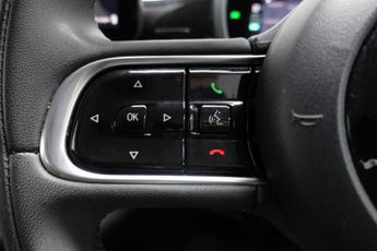 FIAT 500E 42kWh Icon Hatchback 3dr Electric Auto (118 ps)