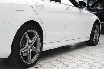 MERCEDES-BENZ C-CLASS 2.1 C220d AMG Line (Premium) Estate 5dr Diesel G-Tronic+ 4MATIC 