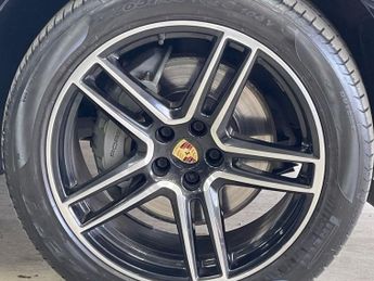 PORSCHE MACAN 3.0T V6 S SUV 5dr Petrol PDK 4WD Euro 6 (s/s) (354 ps)