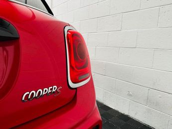 MINI HATCH 2.0 Cooper S Hatchback 5dr Petrol Auto Euro 6 (s/s) (192 ps)