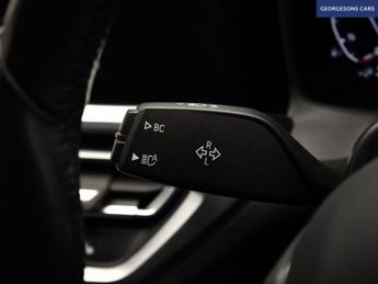 BMW 3 SERIES 2.0 330e 12kWh SE Pro Saloon 4dr Petrol Plug-in Hybrid Auto Euro