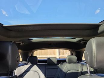 MERCEDES-BENZ GLC 2.1 GLC250d AMG Line (Premium Plus) SUV 5dr Diesel G-Tronic+ 4MA