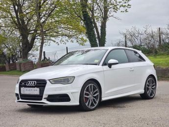 AUDI S3 2.0 TFSI Hatchback 3dr Petrol S Tronic quattro Euro 6 (s/s) (Nav