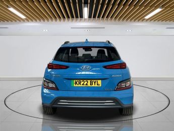 HYUNDAI KONA 39kWh SE Connect SUV 5dr Electric Auto (10.5kW Charger) (136 ps)