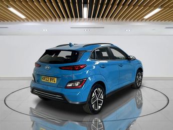 HYUNDAI KONA 39kWh SE Connect SUV 5dr Electric Auto (10.5kW Charger) (136 ps)