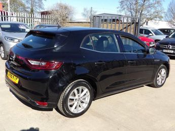 RENAULT MEGANE 1.5 dCi Dynamique Nav Hatchback 5dr Diesel Manual Euro 6 (s/s) (