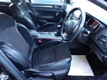 RENAULT MEGANE 1.5 dCi Dynamique Nav Hatchback 5dr Diesel Manual Euro 6 (s/s) (