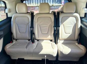 MERCEDES-BENZ V-CLASS 2.0 V300d AMG Line MPV 5dr Diesel G-Tronic+ Euro 6 (s/s) XLWB (2