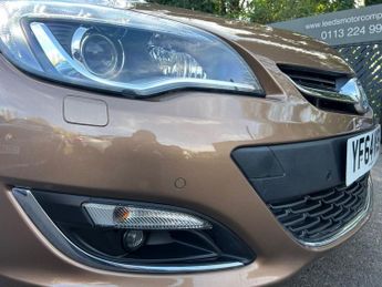 VAUXHALL ASTRA 1.6 16v Elite Hatchback 5dr Petrol Auto Euro 5 (115 ps)