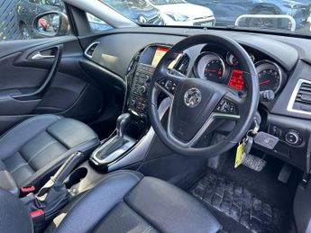 VAUXHALL ASTRA 1.6 16v Elite Hatchback 5dr Petrol Auto Euro 5 (115 ps)