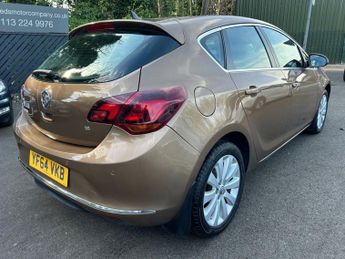 VAUXHALL ASTRA 1.6 16v Elite Hatchback 5dr Petrol Auto Euro 5 (115 ps)