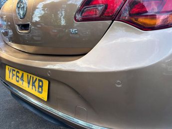 VAUXHALL ASTRA 1.6 16v Elite Hatchback 5dr Petrol Auto Euro 5 (115 ps)