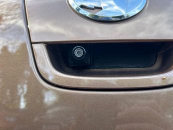 VAUXHALL ASTRA 1.6 16v Elite Hatchback 5dr Petrol Auto Euro 5 (115 ps)