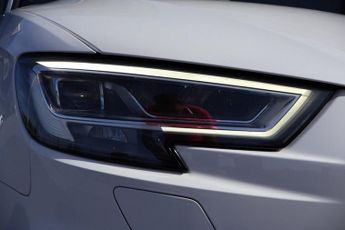 AUDI A3 1.5 TFSI CoD Black Edition Sportback 5dr Petrol S Tronic Euro 6 