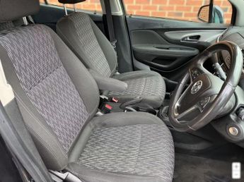 VAUXHALL MOKKA 1.6 Exclusiv SUV 5dr Petrol Manual 2WD Euro 5 (s/s) (115 ps)