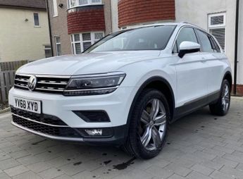 VOLKSWAGEN TIGUAN 2.0 TDI SEL SUV 5dr Diesel DSG 4Motion Euro 6 (s/s) (190 ps)