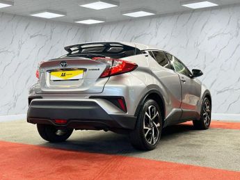 TOYOTA C-HR 1.8 VVT-h Design SUV 5dr Petrol Hybrid CVT Euro 6 (s/s) (122 ps)