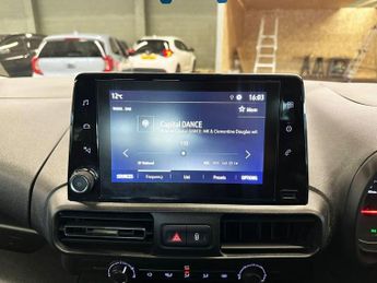 VAUXHALL COMBO LIFE 1.2 Turbo GPF Energy MPV 5dr Petrol Manual Euro 6 (s/s) (110 ps)