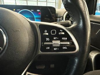 MERCEDES-BENZ A-CLASS 1.5 A180d Sport Hatchback 5dr Diesel 7G-DCT Euro 6 (s/s) (116 ps