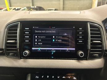 SKODA KAROQ 1.5 TSI ACT SE L SUV 5dr Petrol Manual Euro 6 (s/s) (150 ps)
