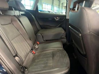 SKODA KAROQ 1.5 TSI ACT SE L SUV 5dr Petrol Manual Euro 6 (s/s) (150 ps)