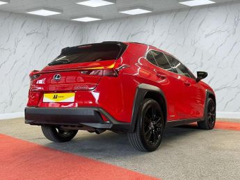 LEXUS UX 2.0 250h SUV 5dr Petrol Hybrid E-CVT Euro 6 (s/s) (184 ps)