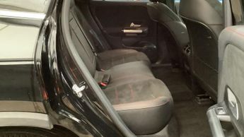 MERCEDES-BENZ EQA EQA 350 66.5kWh AMG Line SUV 5dr Electric Auto 4MATIC (292 ps)