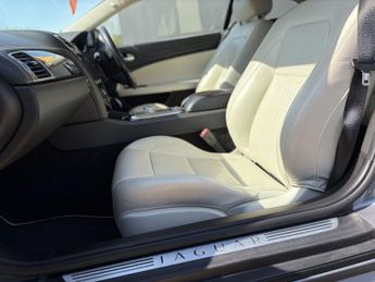 JAGUAR XKR 5.0 V8 Coupe 2dr Petrol Auto Euro 5 (510 ps)