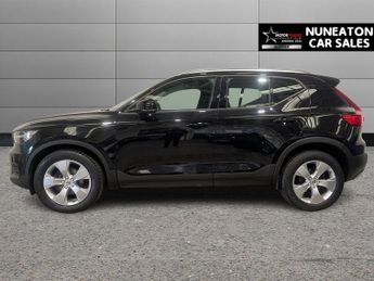 VOLVO XC40 2.0 D3 Momentum SUV 5dr Diesel Auto Euro 6 (s/s) (150 ps)