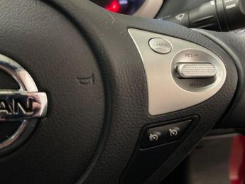 NISSAN JUKE 1.6 Tekna SUV 5dr Petrol XTRON Euro 6 (117 ps)