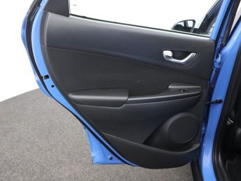 HYUNDAI KONA 1.6 h-GDi SE Connect SUV 5dr Petrol Hybrid DCT Euro 6 (s/s) (141