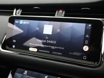 LAND ROVER RANGE ROVER EVOQUE 1.5 P300e 12.2kWh R-Dynamic SE SUV 5dr Petrol Plug-in Hybrid Aut