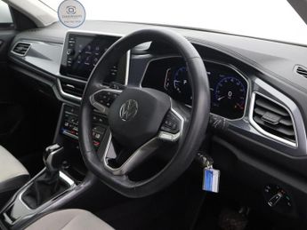 VOLKSWAGEN T-ROC 1.5 TSI Style SUV 5dr Petrol DSG Euro 6 (s/s) (150 ps)