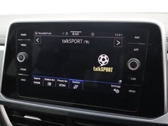 VOLKSWAGEN T-ROC 1.5 TSI Style SUV 5dr Petrol DSG Euro 6 (s/s) (150 ps)
