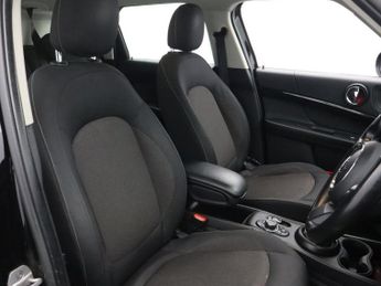 MINI COUNTRYMAN 1.5 10kWh Cooper SE Classic SUV 5dr Petrol Plug-in Hybrid Auto A