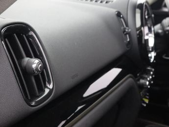 MINI COUNTRYMAN 1.5 10kWh Cooper SE Classic SUV 5dr Petrol Plug-in Hybrid Auto A
