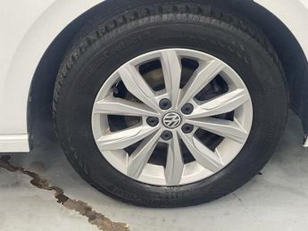 VOLKSWAGEN POLO 1.0 TSI SE Hatchback 5dr Petrol Manual Euro 6 (s/s) (95 ps) - AA