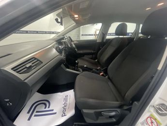 VOLKSWAGEN POLO 1.0 TSI SE Hatchback 5dr Petrol Manual Euro 6 (s/s) (95 ps) - AA