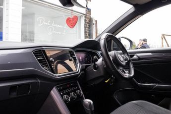 VOLKSWAGEN T-ROC 1.5 TSI GPF EVO R-Line SUV 5dr Petrol DSG Euro 6 (s/s) (150 ps)