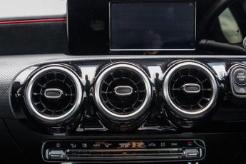 MERCEDES-BENZ A-CLASS 1.3 A180 AMG Line Hatchback 5dr Petrol 7G-DCT Euro 6 (s/s) (136 