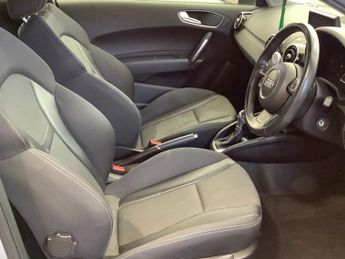 AUDI A1 1.6 TDI Sport Hatchback 3dr Diesel S Tronic Euro 6 (s/s) (Nav) (
