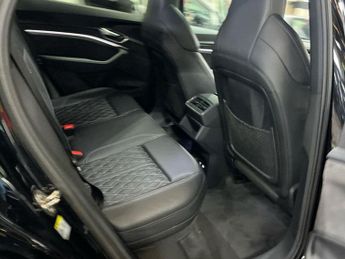 AUDI E-TRON 55 Black Edition SUV 5dr Electric Auto quattro 95kWh (408 ps)