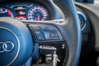 AUDI A3 1.5 TFSI CoD S line Sportback 5dr Petrol S Tronic Euro 6 (s/s) (