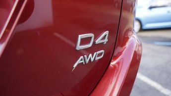 VOLVO XC60 2.4 D4 SE Lux SUV 5dr Diesel Geartronic AWD Euro 5 (181 ps)